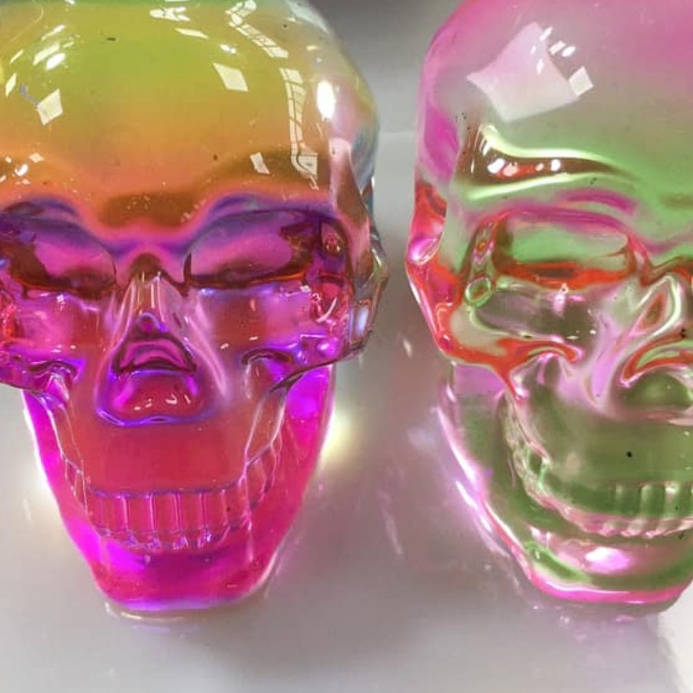 Aura Glass Crystal Skull - Picture 1 of 1